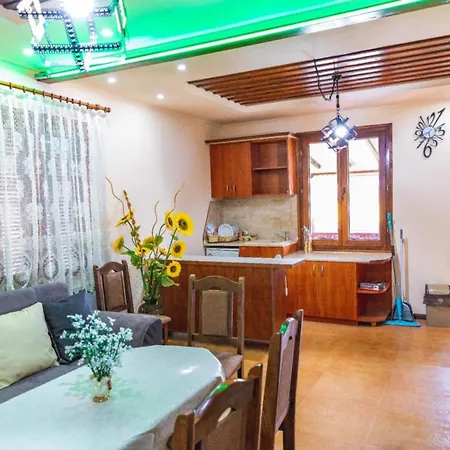 Cozy Retreat In Cigov Chark ヴィラ *